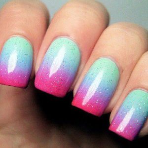 Cores de Unhas para o verão: 7 tendências de esmalte para usar e abusar