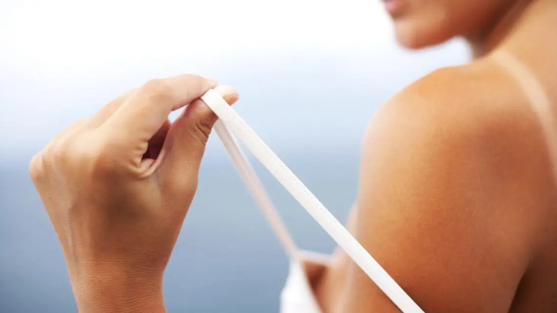 Mantenha o Bronzeado o Ano Todo: Dicas e Técnicas para uma Pele Radiante Mantenha o Bronzeado o Ano Todo: Dicas e Técnicas para uma Pele Radiante