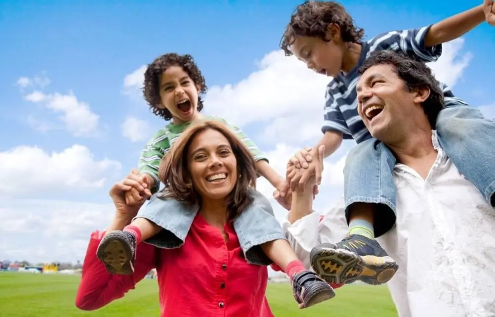 Como Unir Saúde e Diversão: Dicas Práticas para uma Vida Mais Leve e Feliz Como Unir Saúde e Diversão: Dicas Práticas para uma Vida Mais Leve e Feliz